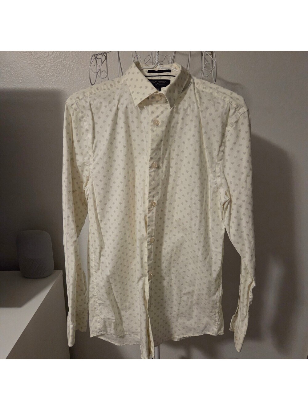 Banana Republic Slim Fit Wrinkle Resistant Men's Dress Shirt Medium